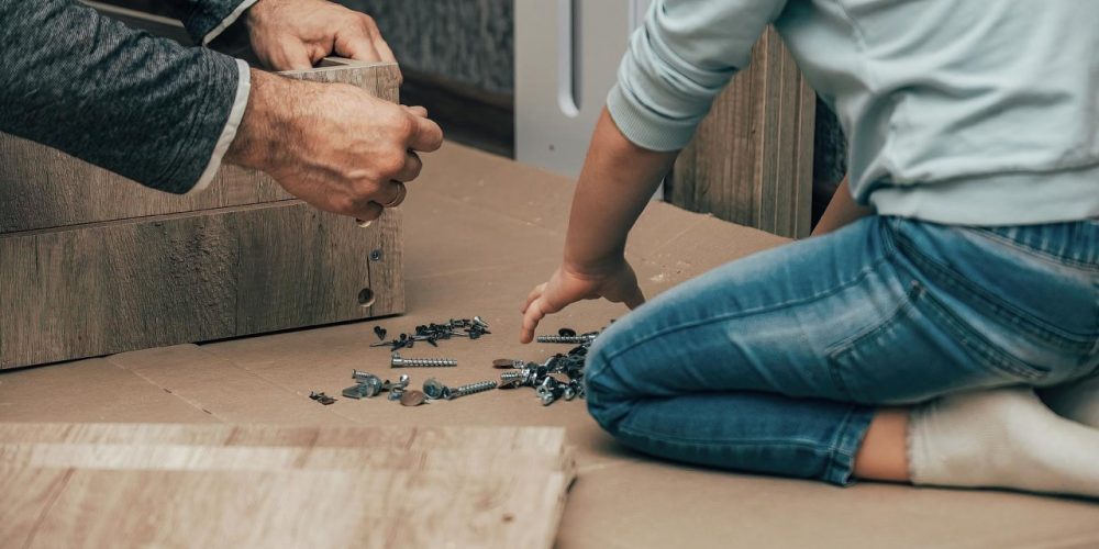 Quais são os erros mais comuns ao montar móveis em casa